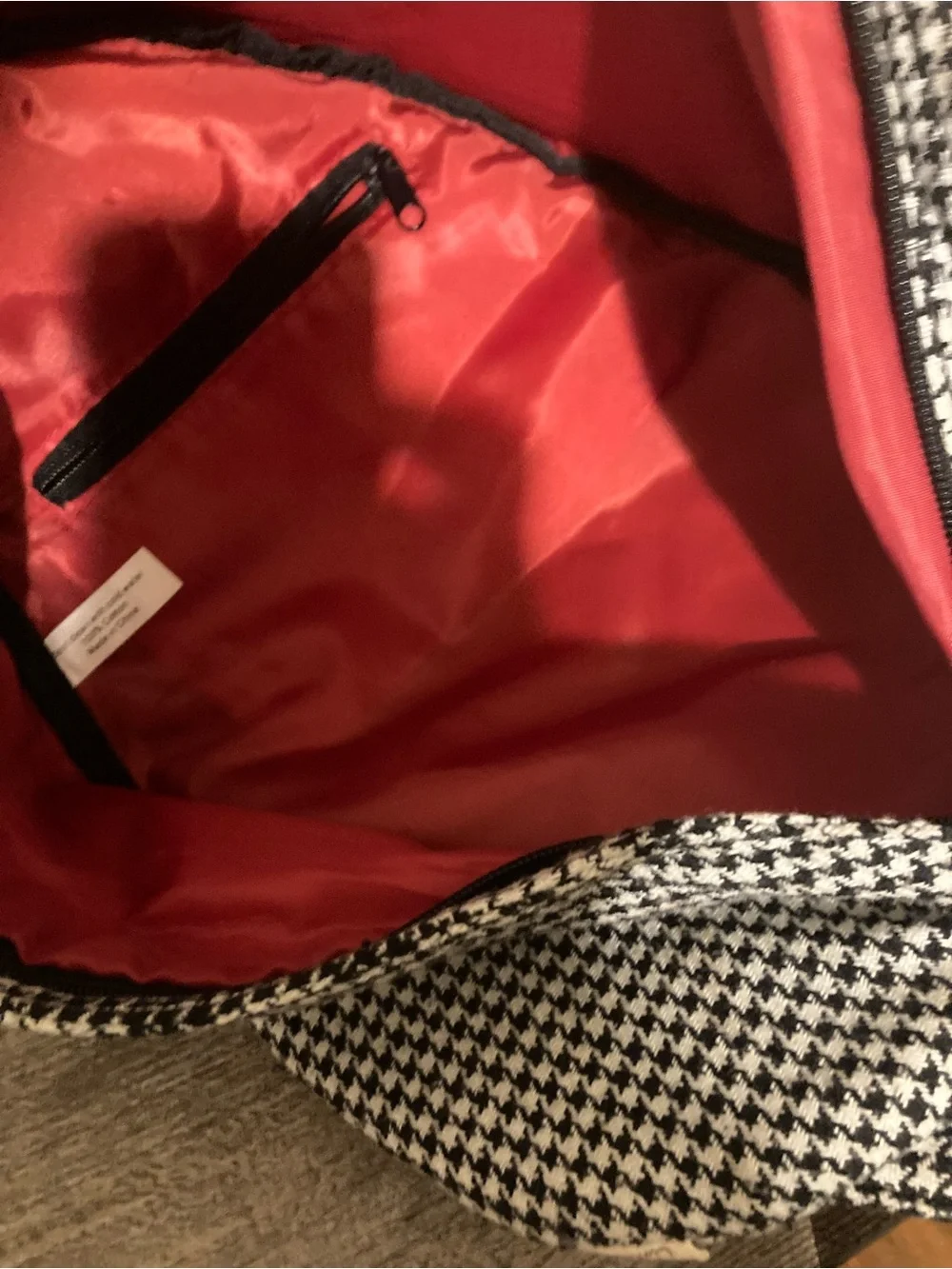 Kavu Black and White Houndstooth Sling Backpack